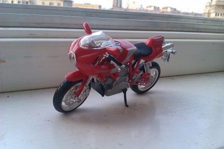 Ducati MH900E