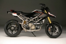 Мотоцикл NCR Leggera 1200 Titanium Special
