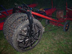 OPPOZIT.RU: ИРБИТ 2005:<br />
Поезд с мотор-колесом 