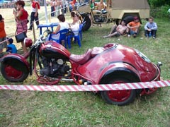 OPPOZIT.RU: ИРБИТ 2005:<br />
Трайк «Божья Коровка». Достоин отдельной статьи. Второе место в категории «самоделка с мотором Урал».